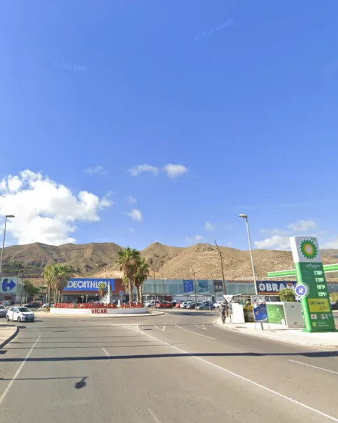 Centro comercial ViaPark en Vícar